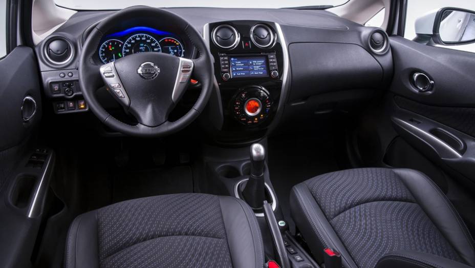 O Note é baseado no carro-conceito Inspiration | <a href="https://beta-develop.quatrorodas.abril.com.br/saloes/genebra/2013/nissan-note-734148.shtml" rel="migration">Leia mais</a> O Note é baseado no carro-conceito Inspiration | <a href="https://beta-develop.quatrorodas.abril.com.br/saloes/genebra/2013/nissan-note-734148.shtml" rel="migration">Leia mais</a>