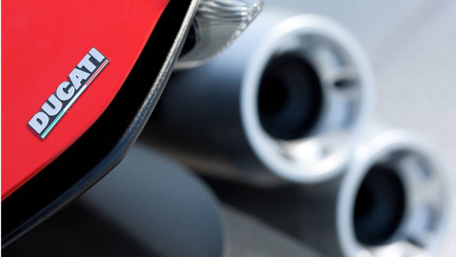 Ducati Diavel teve seu preço revelado. <a href="https://beta-develop.quatrorodas.abril.com.br/moto/noticias/ducati-diavel-custara-partir-r-58-900-734688.shtml" rel="migration">Leia mais</a> Ducati Diavel teve seu preço revelado. <a href="https://beta-develop.quatrorodas.abril.com.br/moto/noticias/ducati-diavel-custara-partir-r-58-900-734688.shtml" rel="migration">Leia mais</a>