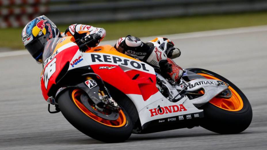 Dani Pedrosa dominou os testes em Sepang. <a href="https://beta-develop.quatrorodas.abril.com.br/moto/noticias/motogp-pedrosa-mais-rapido-sepang-734603.shtml" rel="migration">Leia mais</a>