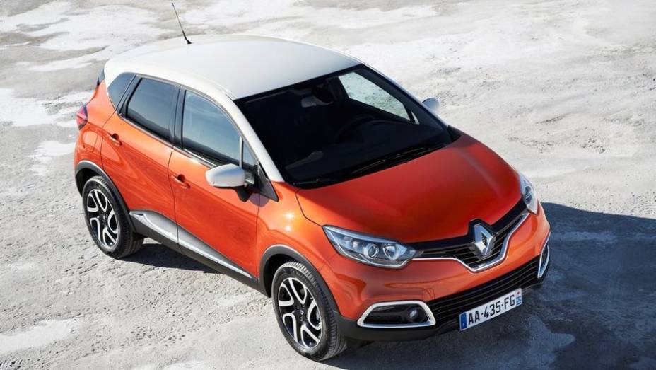 O Captur tem 4,12 metros de comprimento, sendo 15 mil&iacute;metros mais curto que o Nissan Juke | <a href="%20https://beta-develop.quatrorodas.abril.com.br/saloes/genebra/2013/renault-captur-734871.shtml" rel="migration">Leia mais</a>