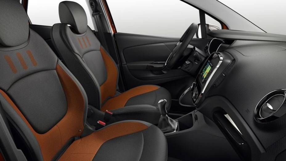 A gama de motoriza&ccedil;&otilde;es ser&aacute; a mesma do Clio, incluindo o moderno motor 0.9 com turbocompressor e tr&ecirc;s cilindros em linha, que gera aproximadamente 89 cv | <a href="%20https://beta-develop.quatrorodas.abril.com.br/saloes/genebra/2013/renault-captur-734871.shtml" rel="migration">Leia mais</a>