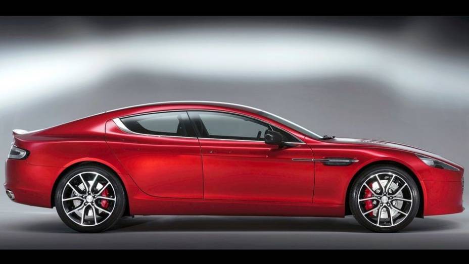 Ele &eacute; 0,3s mais r&aacute;pido do que seu antecessor| <a href="https://beta-develop.quatrorodas.abril.com.br/saloes/genebra/2013/aston-martin-rapide-s-2013-734925.shtml" rel="migration">Leia mais</a>
