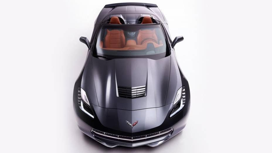 O conjunto acelera de 0 a 100 km/h em 4 segundos | <a href="https://beta-develop.quatrorodas.abril.com.br/saloes/genebra/2013/chevrolet-corvette-stingray-conversivel-735080.shtml" rel="migration">Leia mais</a> O conjunto acelera de 0 a 100 km/h em 4 segundos | <a href="https://beta-develop.quatrorodas.abril.com.br/saloes/genebra/2013/chevrolet-corvette-stingray-conversivel-735080.shtml" rel="migration">Leia mais</a>