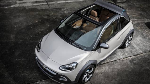 O carro perdeu seu teto tradicional e se converteu em um cabriolet | <a href="https://beta-develop.quatrorodas.abril.com.br/saloes/genebra/2013/opel-adam-rocks-concept-735283.shtml" rel="migration">Leia mais</a> O carro perdeu seu teto tradicional e se converteu em um cabriolet | <a href="https://beta-develop.quatrorodas.abril.com.br/saloes/genebra/2013/opel-adam-rocks-concept-735283.shtml" rel="migration">Leia mais</a>