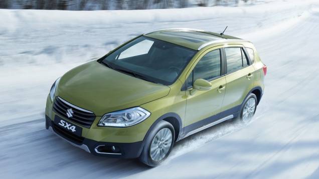 A nova geração é baseada no S-Cross concept, exibido no Salão de Paris de 2012 | <a href="%20https://beta-develop.quatrorodas.abril.com.br/saloes/genebra/2013/suzuki-sx4-735279.shtml" rel="migration">Leia mais</a> A nova geração é baseada no S-Cross concept, exibido no Salão de Paris de 2012 | <a href="%20https://beta-develop.quatrorodas.abril.com.br/saloes/genebra/2013/suzuki-sx4-735279.shtml" rel="migration">Leia mais</a>