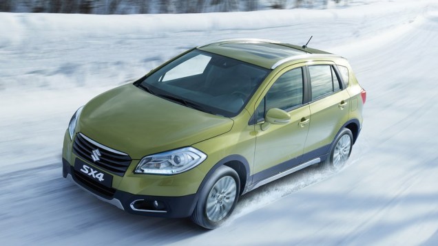 A nova geração é baseada no S-Cross concept, exibido no Salão de Paris de 2012 | <a href="%20https://beta-develop.quatrorodas.abril.com.br/saloes/genebra/2013/suzuki-sx4-735279.shtml" rel="migration">Leia mais</a> A nova geração é baseada no S-Cross concept, exibido no Salão de Paris de 2012 | <a href="%20https://beta-develop.quatrorodas.abril.com.br/saloes/genebra/2013/suzuki-sx4-735279.shtml" rel="migration">Leia mais</a>