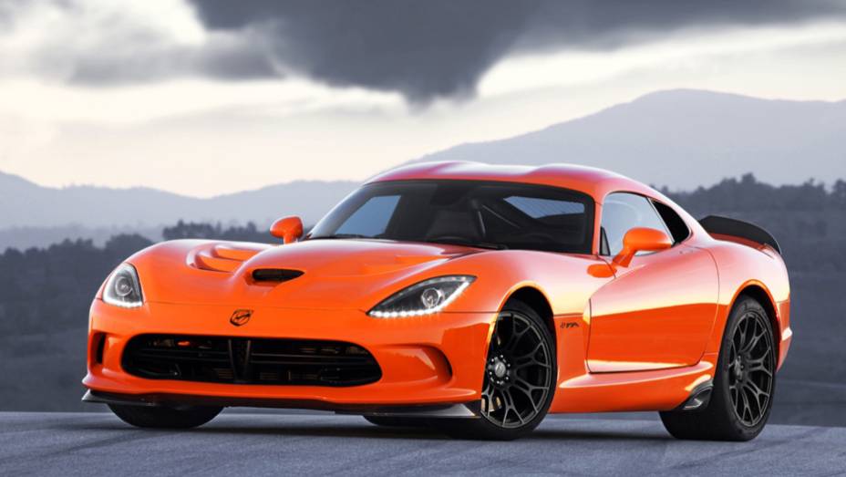 Motor 8.4 V10 permanece inalterado, com 640 cv e 83 mkgf de torque | <a href="https://beta-develop.quatrorodas.abril.com.br/saloes/new-york/2013/srt-viper-ta-737273.shtml" rel="migration">Leia mais</a>