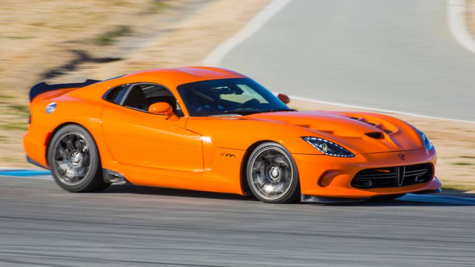 Nova suspens&atilde;o faz parte do upgrade do modelo | <a href="https://beta-develop.quatrorodas.abril.com.br/saloes/new-york/2013/srt-viper-ta-737273.shtml" rel="migration">Leia mais</a>