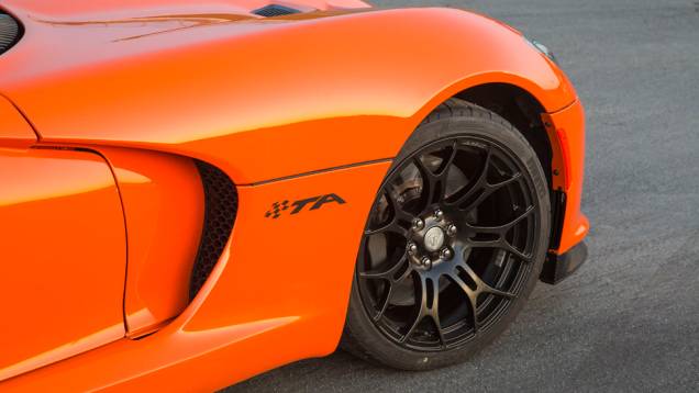 Série especial tem freios aprimorados | <a href="https://beta-develop.quatrorodas.abril.com.br/saloes/new-york/2013/srt-viper-ta-737273.shtml" rel="migration">Leia mais</a> Série especial tem freios aprimorados | <a href="https://beta-develop.quatrorodas.abril.com.br/saloes/new-york/2013/srt-viper-ta-737273.shtml" rel="migration">Leia mais</a>