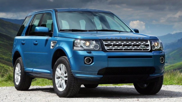 Novo visual, motor 2.0 do Evoque e mudan&ccedil;as no interior marcam a linha 2013 do Freelander | <a href="https://beta-develop.quatrorodas.abril.com.br/noticias/fabricantes/land-rover-freelander-2013-traz-mudancas-736738.shtml" rel="migration">Leia mais</a>