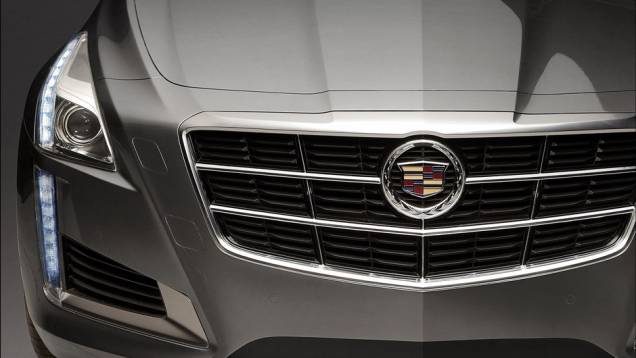 Dentre as novidades do CTS estão as luzes diurnas de LED dianteiras, que foram prolongadas dos faróis até o para-choque | <a href="%20https://beta-develop.quatrorodas.abril.com.br/saloes/new-york/2013//cadillac-cts-736986.shtml" rel="migration">Leia mais</a> Dentre as novidades do CTS estão as luzes diurnas de LED dianteiras, que foram prolongadas dos faróis até o para-choque | <a href="%20https://beta-develop.quatrorodas.abril.com.br/saloes/new-york/2013//cadillac-cts-736986.shtml" rel="migration">Leia mais</a>