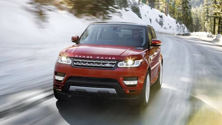 Ele perdeu nada menos do que 363 kg após a nova atualização | <a href="https://beta-develop.quatrorodas.abril.com.br/saloes/new-york/2013/land-rover-range-rover-sport-737167.shtml" rel="migration">Leia mais</a>