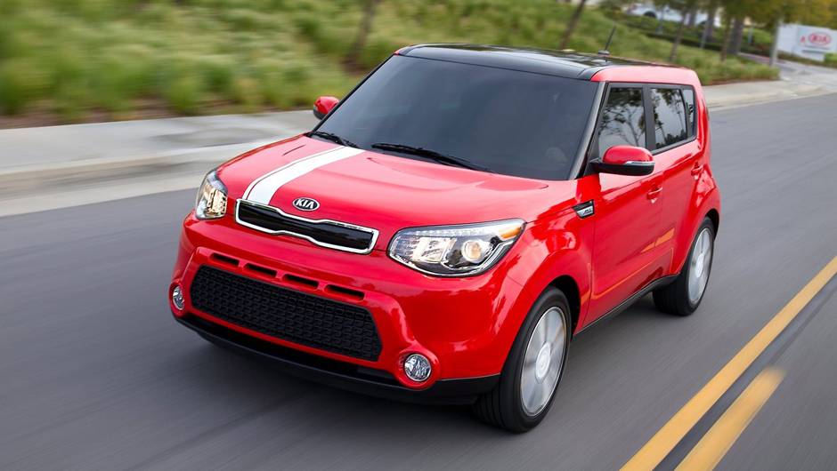 Além disso, o conceito Trackster influenciou a atualização do modelo, que conta com chassi totalmente novo | <a href="%20https://beta-develop.quatrorodas.abril.com.br/saloes/new-york/2013/kia-soul-737221.shtml" rel="migration">Leia mais</a> Além disso, o conceito Trackster influenciou a atualização do modelo, que conta com chassi totalmente novo | <a href="%20https://beta-develop.quatrorodas.abril.com.br/saloes/new-york/2013/kia-soul-737221.shtml" rel="migration">Leia mais</a>