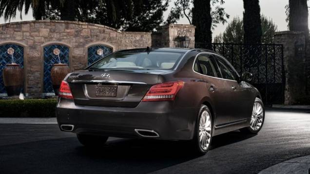 As lanternas traseiras remanejadas, de modo a garantir aspecto horizontal | <a href="%20https://beta-develop.quatrorodas.abril.com.br/saloes/new-york/2013/hyundai-equus-737279.shtml" rel="migration">Leia mais</a> As lanternas traseiras remanejadas, de modo a garantir aspecto horizontal | <a href="%20https://beta-develop.quatrorodas.abril.com.br/saloes/new-york/2013/hyundai-equus-737279.shtml" rel="migration">Leia mais</a>