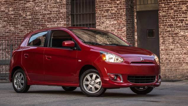 A Mitsubishi revela a versão norte-americana do hatch compacto Mirage (modelo 2014) durante o Salão de Nova Iorque | <a href="%20https://beta-develop.quatrorodas.abril.com.br/saloes/new-york/2013/mitsubishi-mirage-737029.shtml" rel="migration">Leia mais</a> A Mitsubishi revela a versão norte-americana do hatch compacto Mirage (modelo 2014) durante o Salão de Nova Iorque | <a href="%20https://beta-develop.quatrorodas.abril.com.br/saloes/new-york/2013/mitsubishi-mirage-737029.shtml" rel="migration">Leia mais</a>