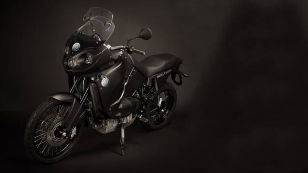 Com transmissão via eixo cardã, a Track Diesel T-800 CDI atinge a velocidade máxima de 155 km/h | <a href="%20https://beta-develop.quatrorodas.abril.com.br/moto/noticias/conheca-track-diesel-t-800-cdi-2013-737565.shtml" rel="migration">Leia mais</a> Com transmissão via eixo cardã, a Track Diesel T-800 CDI atinge a velocidade máxima de 155 km/h | <a href="%20https://beta-develop.quatrorodas.abril.com.br/moto/noticias/conheca-track-diesel-t-800-cdi-2013-737565.shtml" rel="migration">Leia mais</a>