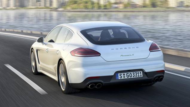 ..., incluindo novas lanternas, que lembram as do Cayman | <a href="https://beta-develop.quatrorodas.abril.com.br/saloes/xangai/2013/porsche-panamera-738686.shtml" rel="migration">Leia mais</a> ..., incluindo novas lanternas, que lembram as do Cayman | <a href="https://beta-develop.quatrorodas.abril.com.br/saloes/xangai/2013/porsche-panamera-738686.shtml" rel="migration">Leia mais</a>