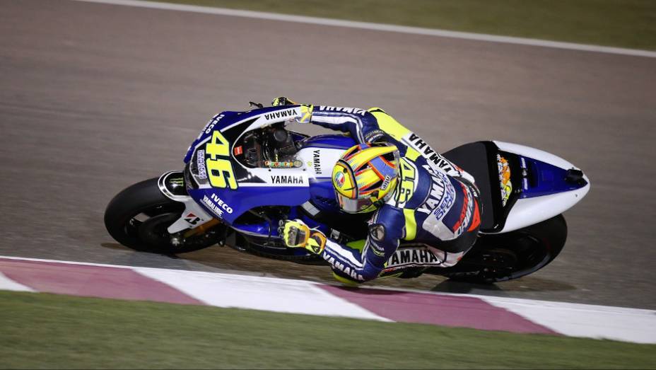 Valentino Rossi (Yamaha Factory Racing) ficou com o segundo lugar no Catar | <a href="https://beta-develop.quatrorodas.abril.com.br/moto/noticias/motogp-jorge-lorenzo-vence-corrida-catar-738020.shtml" rel="migration">Leia mais</a>