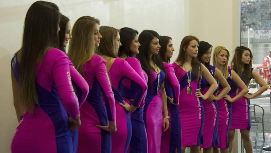 Veja como foi a corrida que contou com a presen&ccedil;a de belas garotas! | <a href="https://beta-develop.quatrorodas.abril.com.br/moto/galerias/competicoes/motogp-catar-corrida-738027.shtml" rel="migration">Leia mais</a>