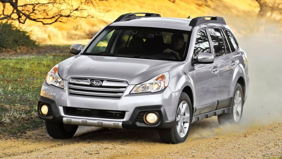 Peruas - 2013 Subaru Outback - Preço inicial nos EUA: US$ 23.495 - Preço inicial no Brasil: R$ 140.000 | <a href="%20https://beta-develop.quatrorodas.abril.com.br/noticias/mercado/gm-domina-premio-best-cars-for-families-2013-738171.shtml" rel="migration">Leia mais</a>