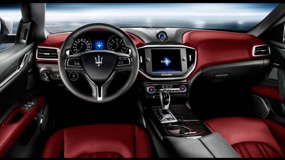 Maserati Ghibli | <a href="https://beta-develop.quatrorodas.abril.com.br/saloes/xangai/2013/maserati-ghibli-738641.shtml" rel="migration">Leia mais</a>