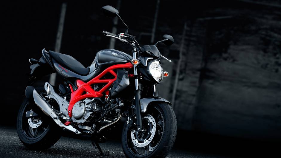 Suzuki Gladius