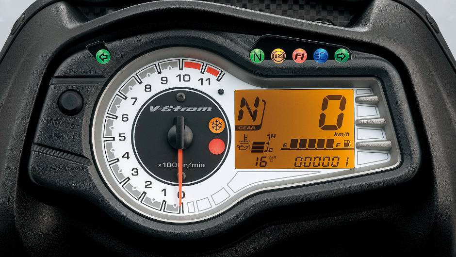 Disponível a partir de maio, a nova Suzuki DL650 V-Strom pode ser encontrada nas cores azul e branca | <a href="%20https://beta-develop.quatrorodas.abril.com.br/moto/noticias/suzuki-anuncia-5-lancamentos-brasil-738290.shtml" rel="migration">Leia mais</a> Disponível a partir de maio, a nova Suzuki DL650 V-Strom pode ser encontrada nas cores azul e branca | <a href="%20https://beta-develop.quatrorodas.abril.com.br/moto/noticias/suzuki-anuncia-5-lancamentos-brasil-738290.shtml" rel="migration">Leia mais</a>