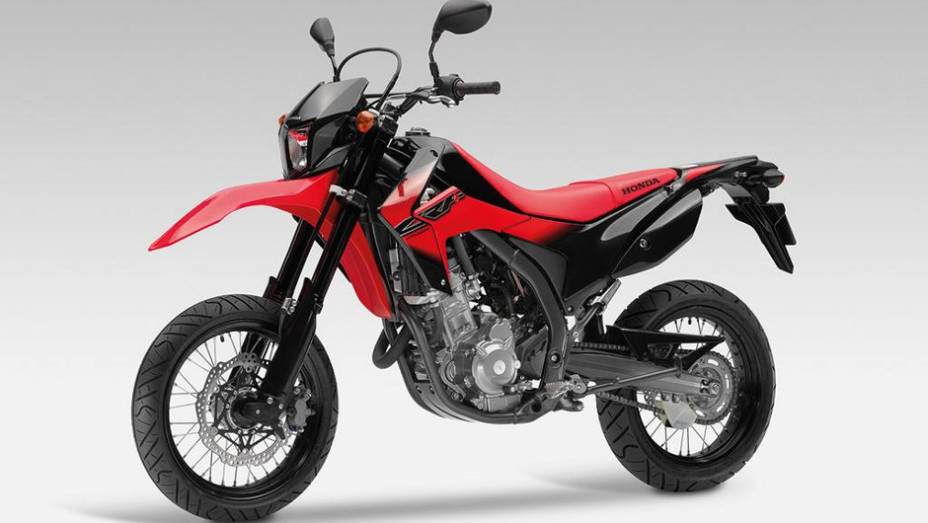 Honda CRF 250M 2013 chega à Espanha em junho | <a href="https://beta-develop.quatrorodas.abril.com.br/moto/noticias/honda-crf-250m-2013-chega-espanha-junho-738432.shtml" rel="migration">Leia mais</a>