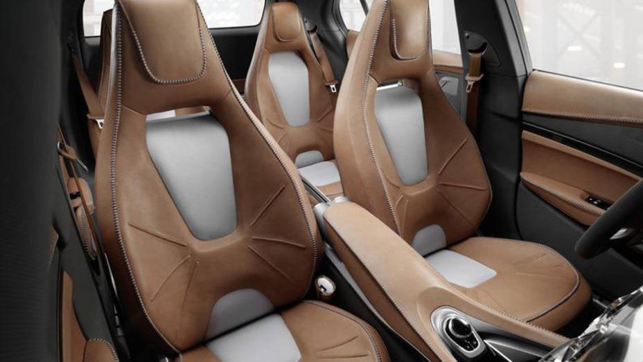 Bancos esportivos devem ganhar revestimentos mais joviais na vers&atilde;o final | <a href="https://beta-develop.quatrorodas.abril.com.br/saloes/xangai/2013/mercedes-benz-gla-738831.shtml" rel="migration">Leia mais</a>