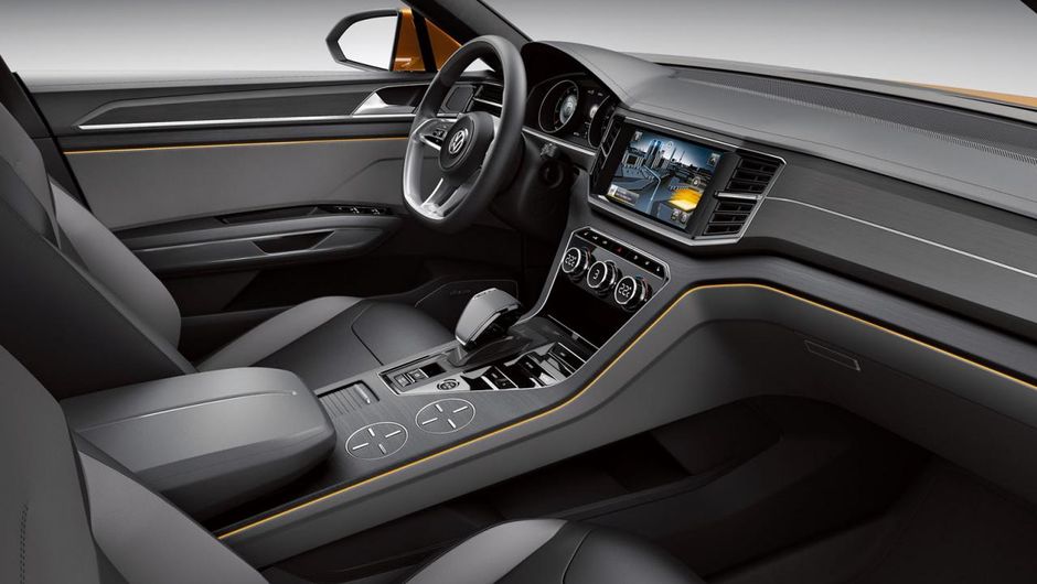 Segundo dados fornecidos pela VW, o ve&iacute;culo acelera de 0 a 100 km/h em 5,9 segundos | <a href="https://beta-develop.quatrorodas.abril.com.br/saloes/xangai/2013/vw-crossblue-coupe-concept-738932.shtml" rel="migration">Leia mais</a>