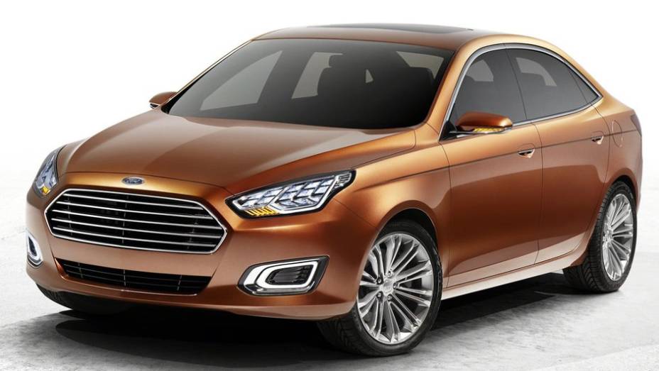 É possível observar o grande agrupamento de luzes de LED, que provavelmente não estarão presentes na versão produzida em série | <a href="%20https://beta-develop.quatrorodas.abril.com.br/saloes/xangai/2013/ford-escort-concept-739214.shtml" rel="migration">Leia mais</a> É possível observar o grande agrupamento de luzes de LED, que provavelmente não estarão presentes na versão produzida em série | <a href="%20https://beta-develop.quatrorodas.abril.com.br/saloes/xangai/2013/ford-escort-concept-739214.shtml" rel="migration">Leia mais</a>