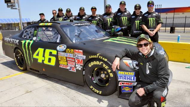 Busch ficou impressionado com a velocidade que Rossi atingiu | <a href="https://beta-develop.quatrorodas.abril.com.br/moto/noticias/valentino-rossi-ritmo-nascar-739793.shtml" rel="migration">Leia mais</a> Busch ficou impressionado com a velocidade que Rossi atingiu | <a href="https://beta-develop.quatrorodas.abril.com.br/moto/noticias/valentino-rossi-ritmo-nascar-739793.shtml" rel="migration">Leia mais</a>