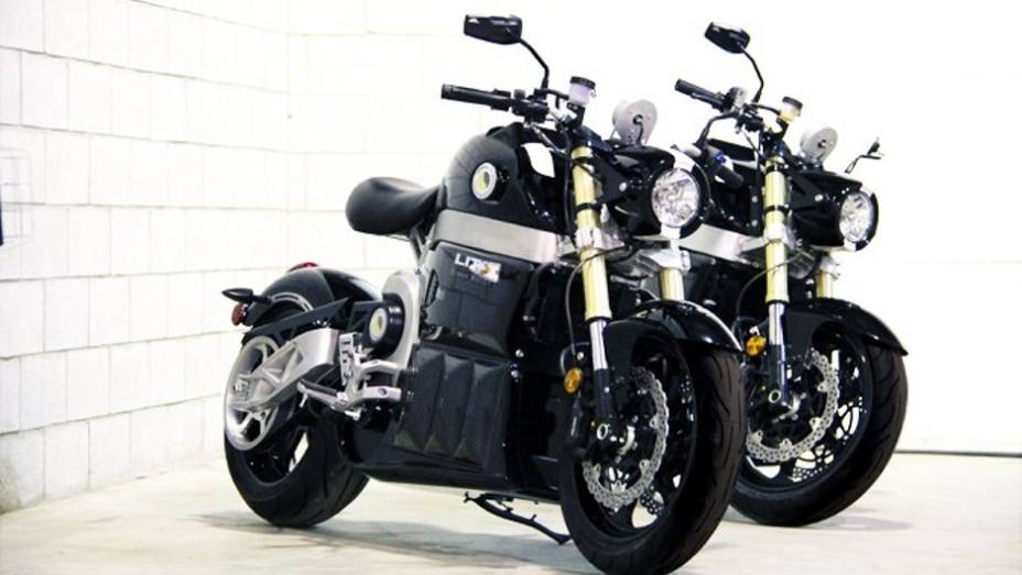 Com pinta de muscle bike, a LITO SORA possui um motor trif&aacute;sico de corrente alternada (AC) com refrigera&ccedil;&atilde;o l&iacute;quida | <a href="%20https://beta-develop.quatrorodas.abril.com.br/moto/noticias/lito-sora-moto-eletrica-invocada-740271.shtml" rel="migration">Leia mais</a>