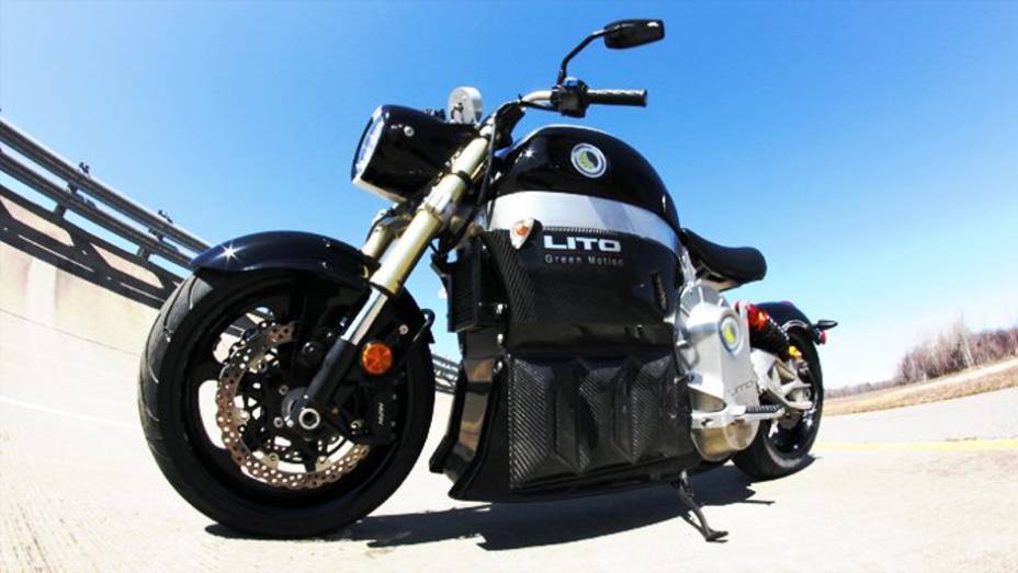 Segundo a fabricante, a SORA pesa 240 kg, faz de 0 a 100 km/h em apenas 4 segundos e atinge os 200 km/h| <a href="%20https://beta-develop.quatrorodas.abril.com.br/moto/noticias/lito-sora-moto-eletrica-invocada-740271.shtml" rel="migration">Leia mais</a> Segundo a fabricante, a SORA pesa 240 kg, faz de 0 a 100 km/h em apenas 4 segundos e atinge os 200 km/h| <a href="%20https://beta-develop.quatrorodas.abril.com.br/moto/noticias/lito-sora-moto-eletrica-invocada-740271.shtml" rel="migration">Leia mais</a>