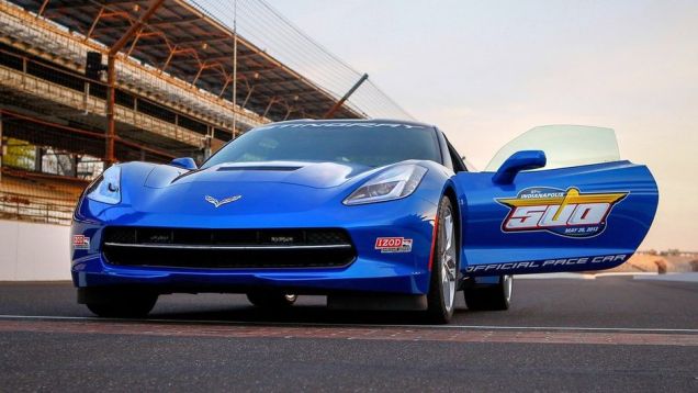 Esta ser&aacute; a 12&ordf; vez que um Corvette ocupar&aacute; o posto de Pace Car da mais importante corrida de monopostos dos Estados Unidos | <a href="%20https://beta-develop.quatrorodas.abril.com.br/noticias/fabricantes/chevrolet-corvette-stingray-sera-pace-car-indy-740349.shtml" rel="migration">Leia</a>