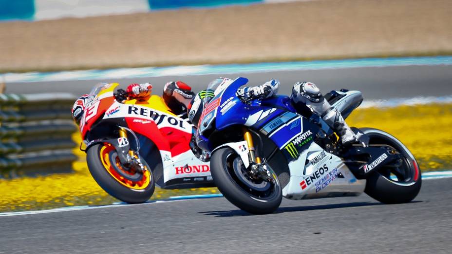 Disputa pelo segundo lugar entre Marc Márquez e Jorge Lorenzo gerou polêmica | <a href="https://beta-develop.quatrorodas.abril.com.br/moto/noticias/motogp-dani-pedrosa-vence-espanha-740546.shtml" rel="migration">Leia mais</a>