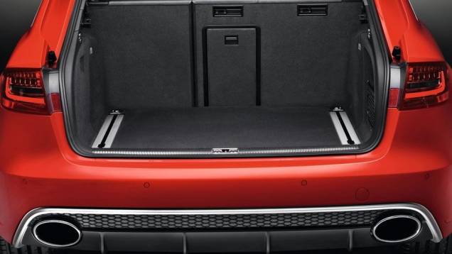 Ela alcança a velocidade máxima de 250 km/h (controlada eletronicamente) | <a href="https://beta-develop.quatrorodas.abril.com.br/noticias/fabricantes/audi-traz-rs4-avant-ao-brasil-740778.shtml" rel="migration">Leia mais</a> Ela alcança a velocidade máxima de 250 km/h (controlada eletronicamente) | <a href="https://beta-develop.quatrorodas.abril.com.br/noticias/fabricantes/audi-traz-rs4-avant-ao-brasil-740778.shtml" rel="migration">Leia mais</a>