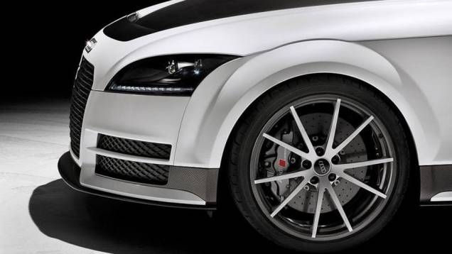 Até mesmo as rodas de liga-leve ficaram mais leves (em 20 kg). | <a href="https://beta-develop.quatrorodas.abril.com.br/noticias/fabricantes/audi-revela-tt-ultra-quattro-concept-739649.shtml" rel="migration">Leia mais</a> Até mesmo as rodas de liga-leve ficaram mais leves (em 20 kg). | <a href="https://beta-develop.quatrorodas.abril.com.br/noticias/fabricantes/audi-revela-tt-ultra-quattro-concept-739649.shtml" rel="migration">Leia mais</a>
