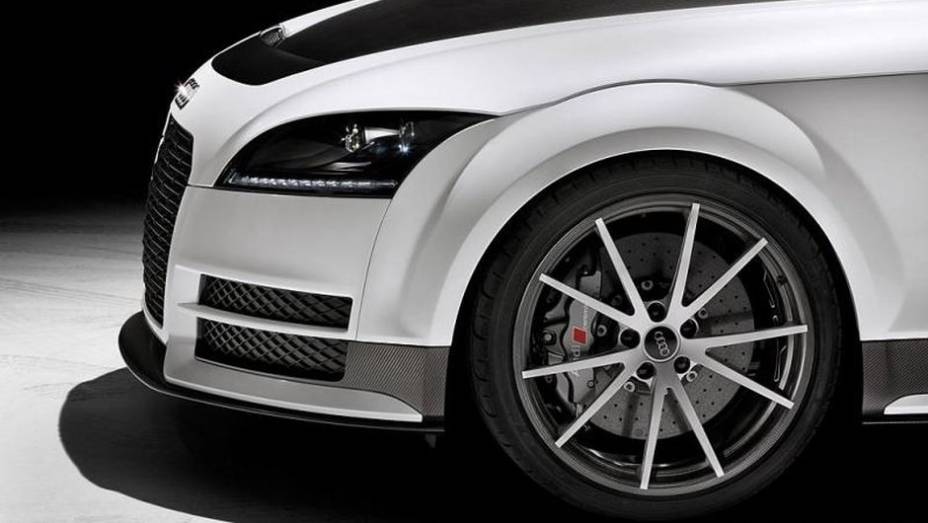 At&eacute; mesmo as rodas de liga-leve ficaram mais leves (em 20 kg). | <a href="https://beta-develop.quatrorodas.abril.com.br/noticias/fabricantes/audi-revela-tt-ultra-quattro-concept-739649.shtml" rel="migration">Leia mais</a>
