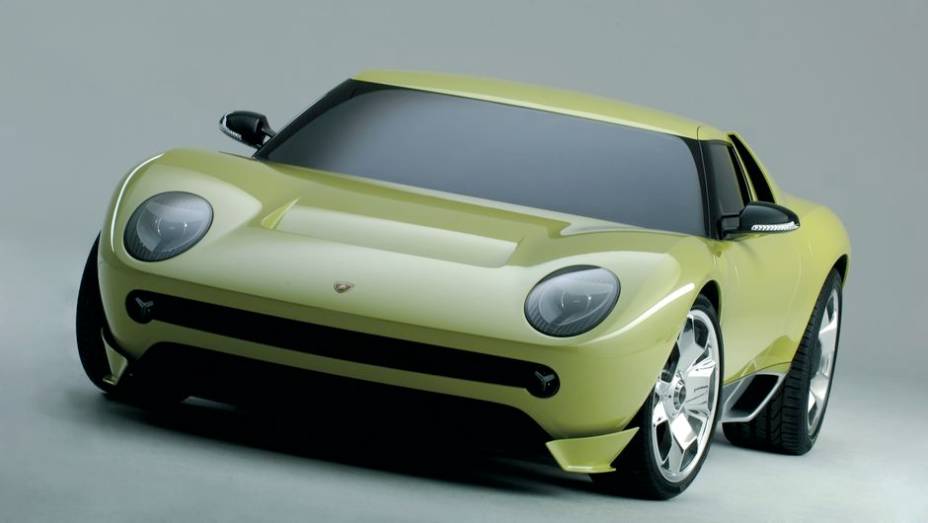 Miura Concept - O Sal&atilde;o de Detroit de 2006 viu o que seria uma atualiza&ccedil;&atilde;o bem fiel do Miura para o s&eacute;culo XXI, algo bem distante do estilo atual da marca | <a href="%20https://beta-develop.quatrorodas.abril.com.br/reportagens/classicos/festa-bolonhesa-741081.shtml" rel="migration">Leia</a>