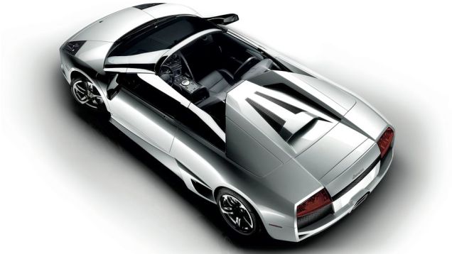 Murci&eacute;lago LP 640 Roadster - Vers&atilde;o aberta do LP 640, vinha com uma s&eacute;rie de pacotes de customiza&ccedil;&atilde;o de f&aacute;brica. Fazia 0 a 100 km/h em 3,4 segundos | <a href="%20https://beta-develop.quatrorodas.abril.com.br/reportagens/classicos/festa-bolonhesa-741081.shtml" rel="migration"></a>