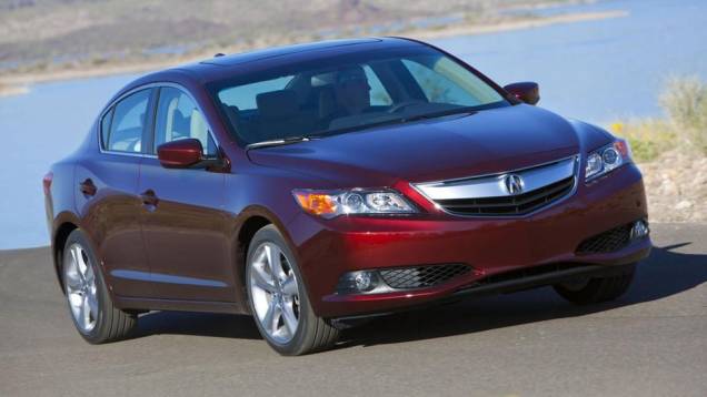 A montadora apostou na preocupação com o conforto e prazer ao dirigir | <a href="https://beta-develop.quatrorodas.abril.com.br/noticias/fabricantes/poucas-mudancas-acura-ilx-2014-apresentado-741280.shtml" rel="migration">Leia mais</a> A montadora apostou na preocupação com o conforto e prazer ao dirigir | <a href="https://beta-develop.quatrorodas.abril.com.br/noticias/fabricantes/poucas-mudancas-acura-ilx-2014-apresentado-741280.shtml" rel="migration">Leia mais</a>