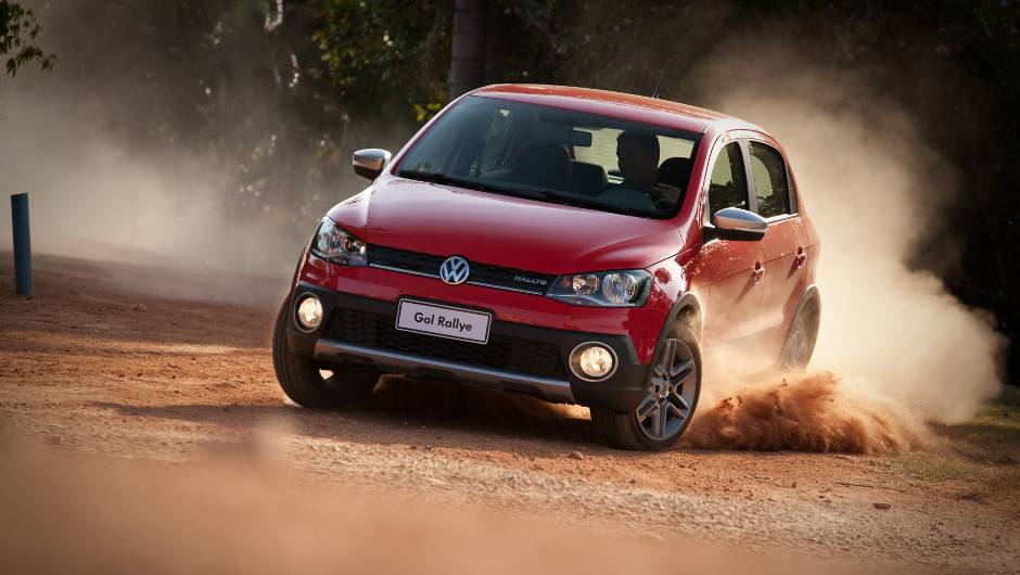 Parachoque frontal &eacute; o mesmo da Saveiro Cross. <a href="https://beta-develop.quatrorodas.abril.com.br/carros/lancamentos/vw-gol-rallye-741505.shtml" rel="migration">Leia mais</a>