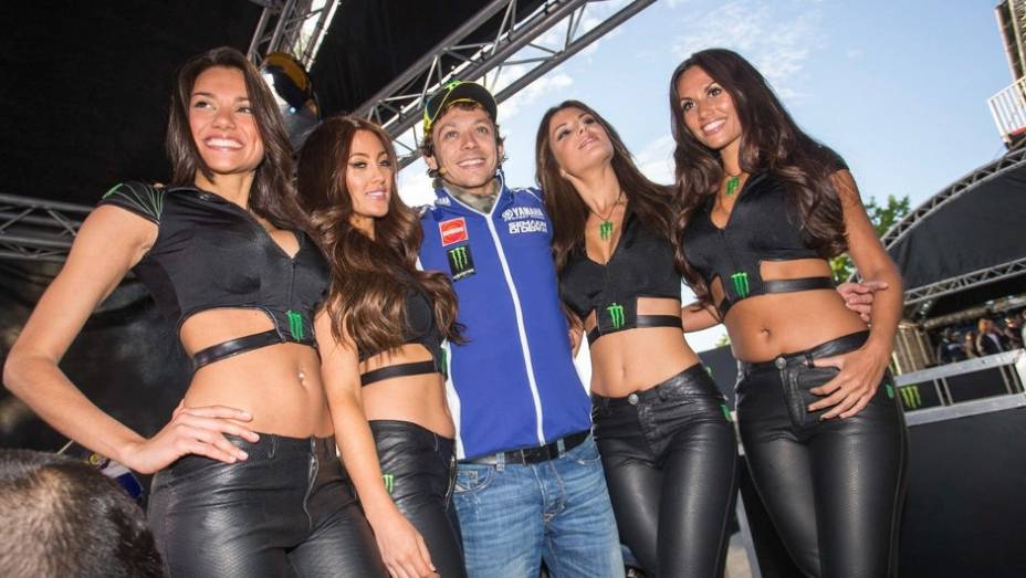 Veja as belas garotas que marcaram presença no GP da França e saiba como foi a corrida! | <a href="%20https://beta-develop.quatrorodas.abril.com.br/moto/galerias/competicoes/motogp-franca-corrida-741798.shtml" rel="migration">Leia mais</a>