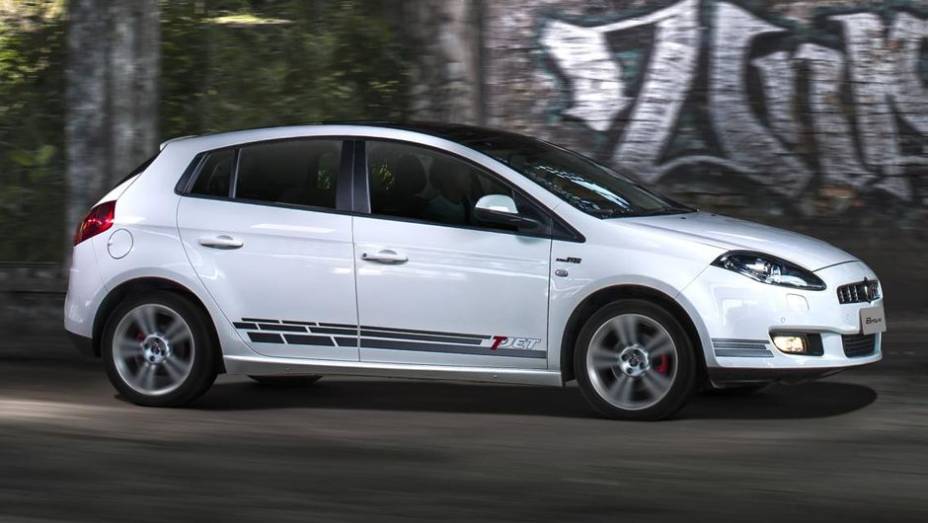 A Fiat revelou o Bravo 2014 | <a href="https://beta-develop.quatrorodas.abril.com.br/noticias/fabricantes/fiat-apresenta-bravo-2014-742103.shtml" rel="migration">Leia mais</a>