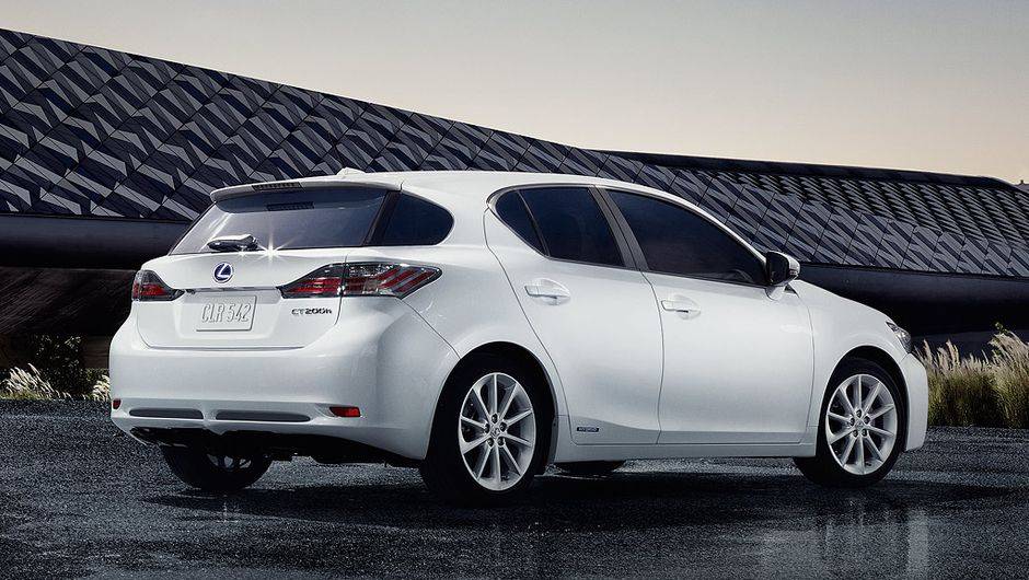 De acordo com a montadora, o modelo pode fazer 22 quil&ocirc;metros/litro | <a href="https://beta-develop.quatrorodas.abril.com.br/noticias/fabricantes/lexus-ct-200h-chega-r-149-mil-742382.shtml" rel="migration">Leia mais</a>