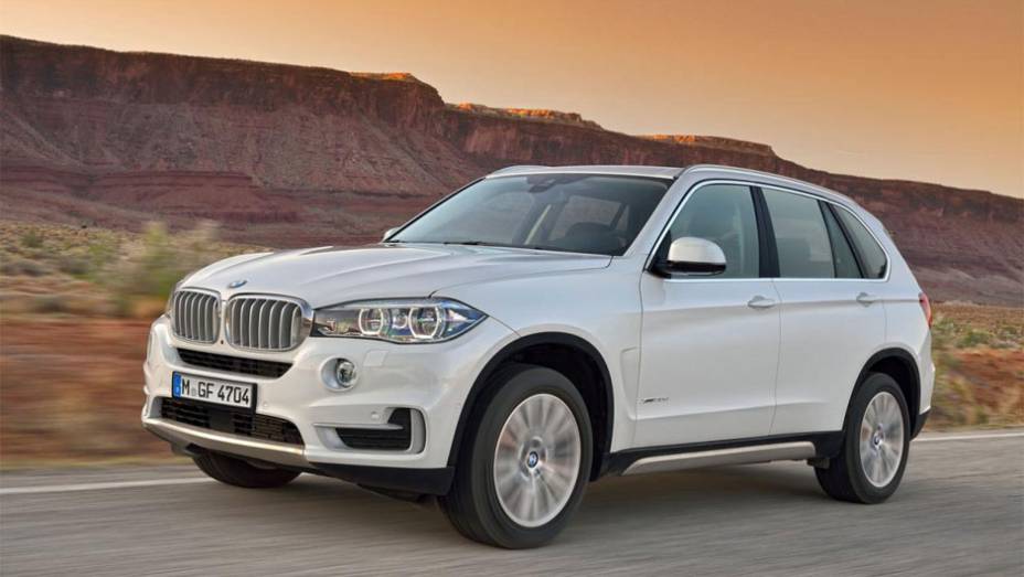 Eis a nova gera&ccedil;&atilde;o do X5 | <a href="https://beta-develop.quatrorodas.abril.com.br/saloes/frankfurt/2013/bmw-x5-2014-753162.shtml" rel="migration">Leia mais</a>