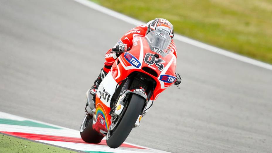 Andrea Dovizioso largar&aacute; em terceiro, atr&aacute;s de Jorge Lorenzo | <a href="https://beta-develop.quatrorodas.abril.com.br/moto/noticias/motogp-pedrosa-garante-pole-mugello-742928.shtml" rel="migration">Leia mais</a>