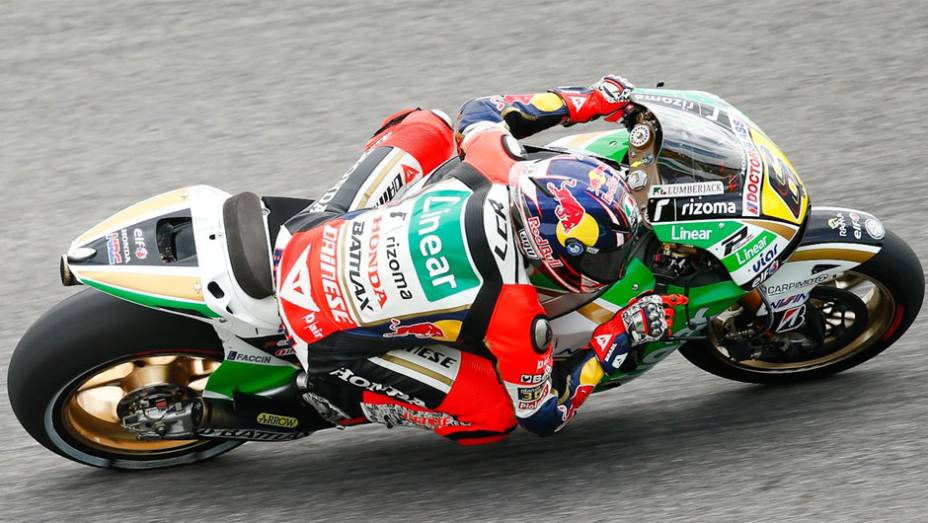 O alem&atilde;o Stefan Bradl largar&aacute; em quinto | <a href="https://beta-develop.quatrorodas.abril.com.br/moto/noticias/motogp-pedrosa-garante-pole-mugello-742928.shtml" rel="migration">Leia mais</a>