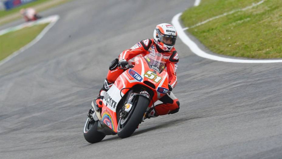 Michele Pirro ficou com o d&eacute;cimo lugar | <a href="https://beta-develop.quatrorodas.abril.com.br/moto/noticias/motogp-pedrosa-garante-pole-mugello-742928.shtml" rel="migration">Leia mais</a>